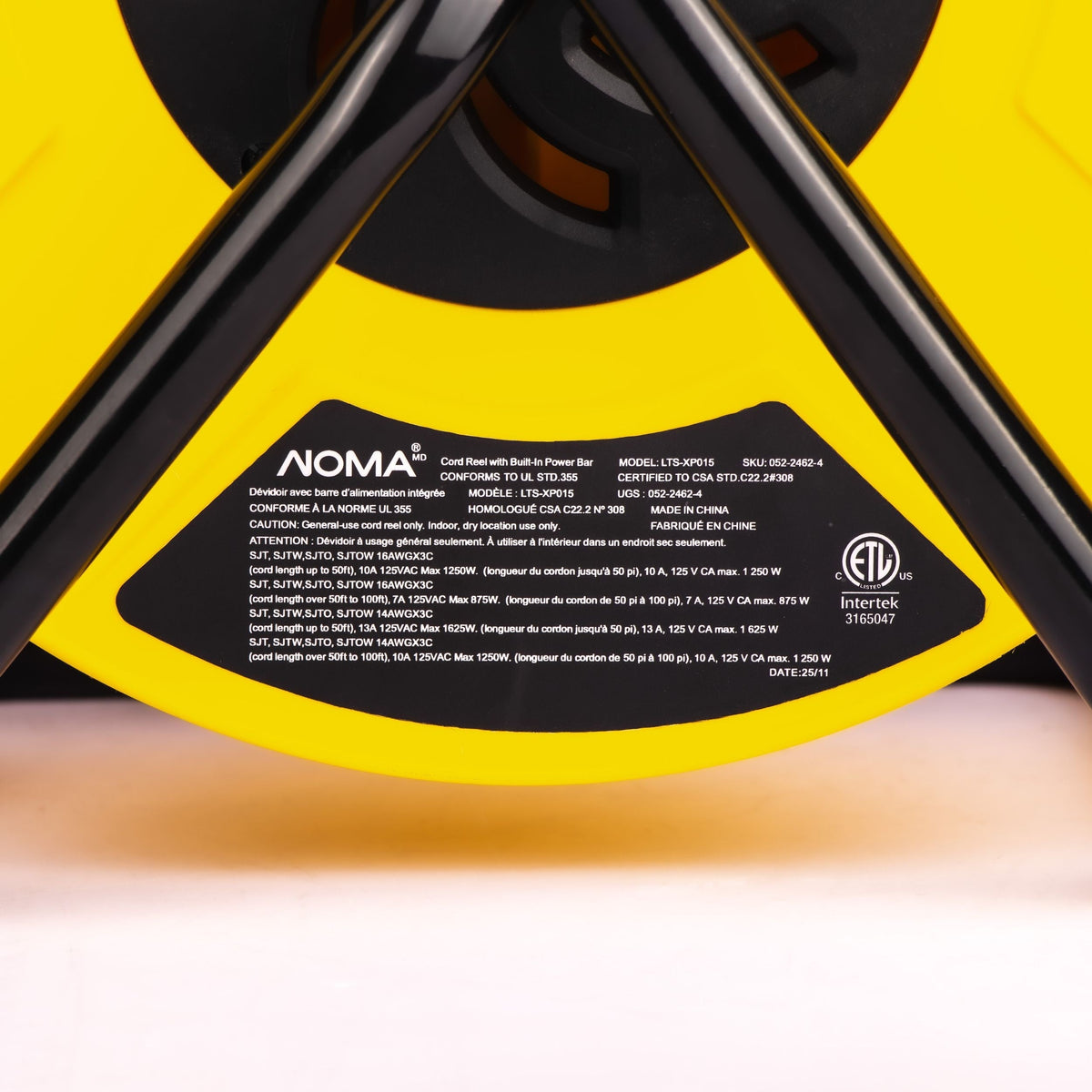 100-ft Extension Cord Storage Reel with 4 Grounded Outlets and Circuit Breaker A1A1 - product image 4