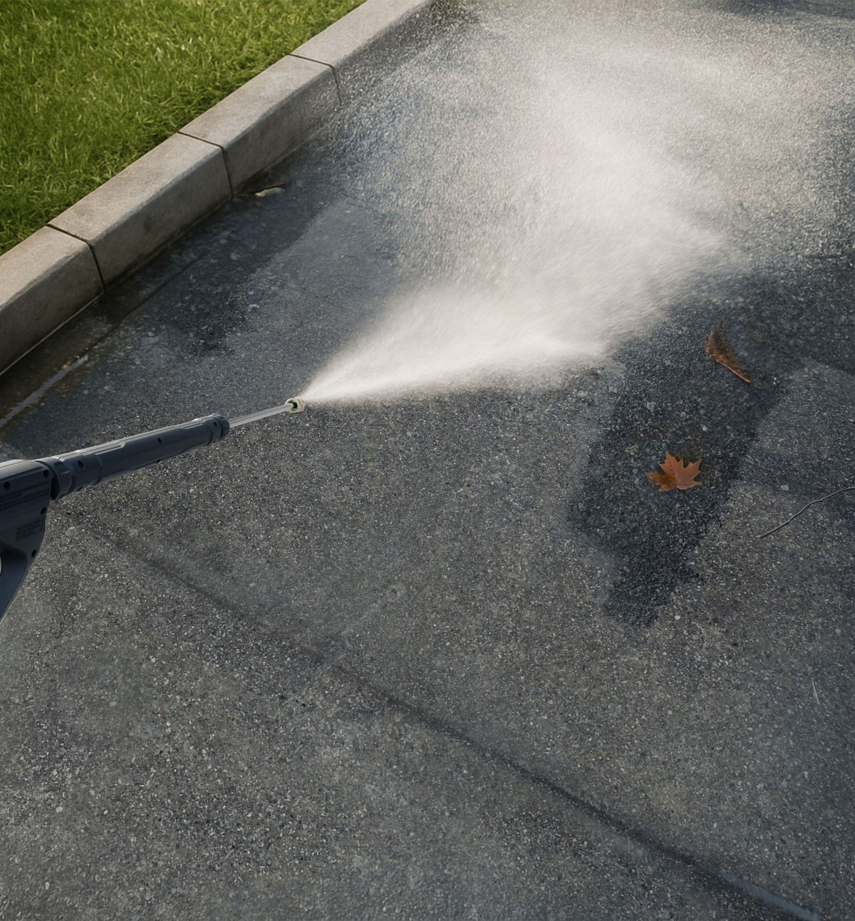 Heavy-Duty Electric Pressure Washer, 3000 PSI K2B7 - product image 7