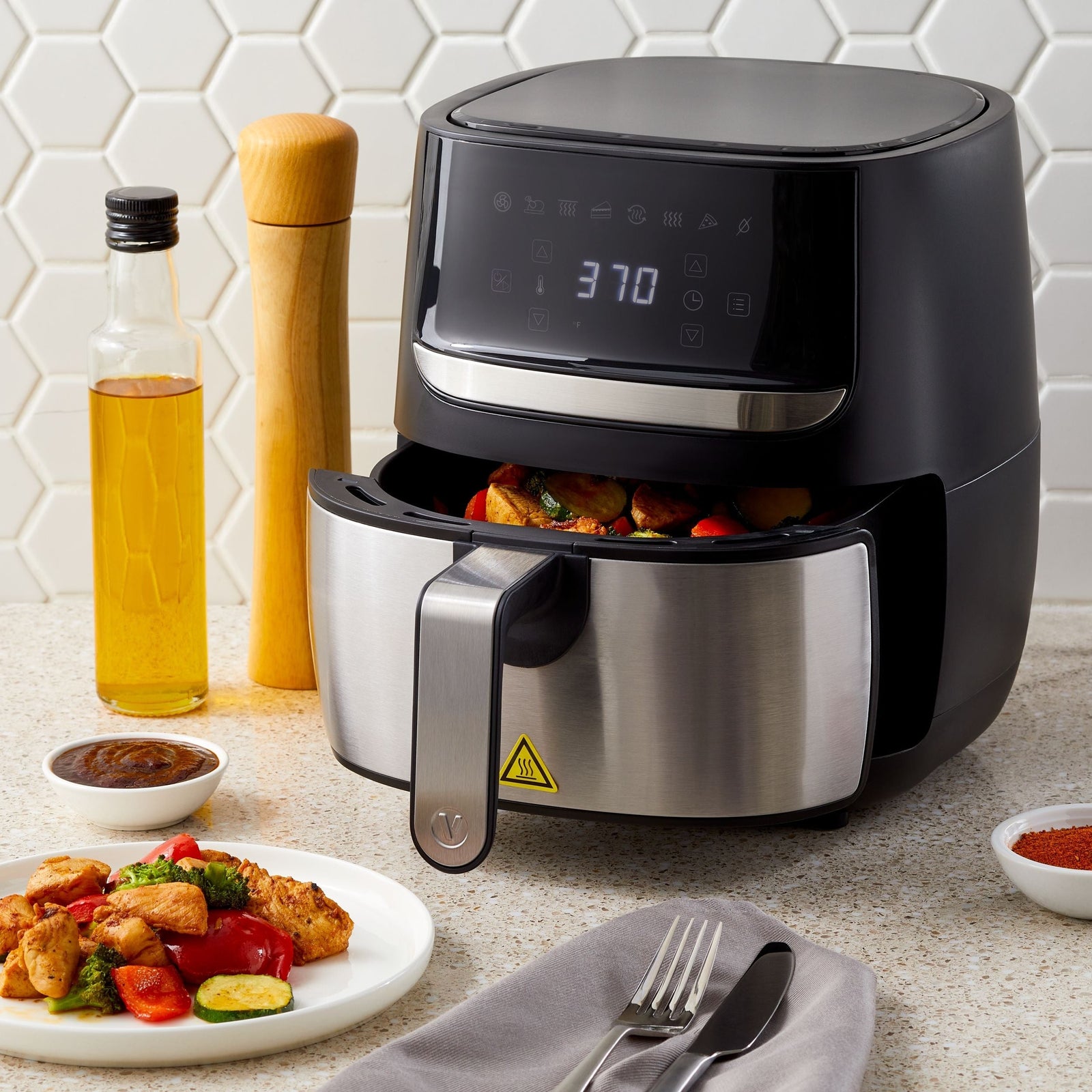 Stainless Steel Non-Stick Air Fryer, 4-qt L9R5 - product image 5