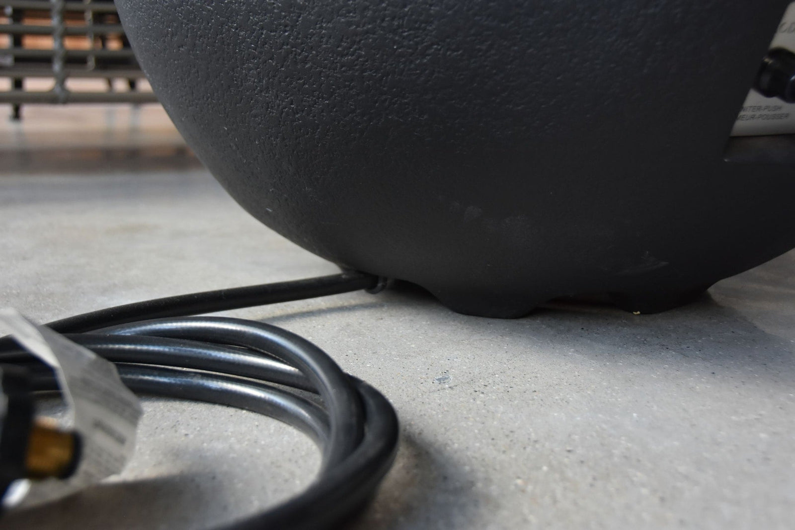 Jefferson Round Gas Fueled Outdoor Fire Bowl with PVC Cover, 40,000 BTUs, 13.7-in S2Q5 - product image 6