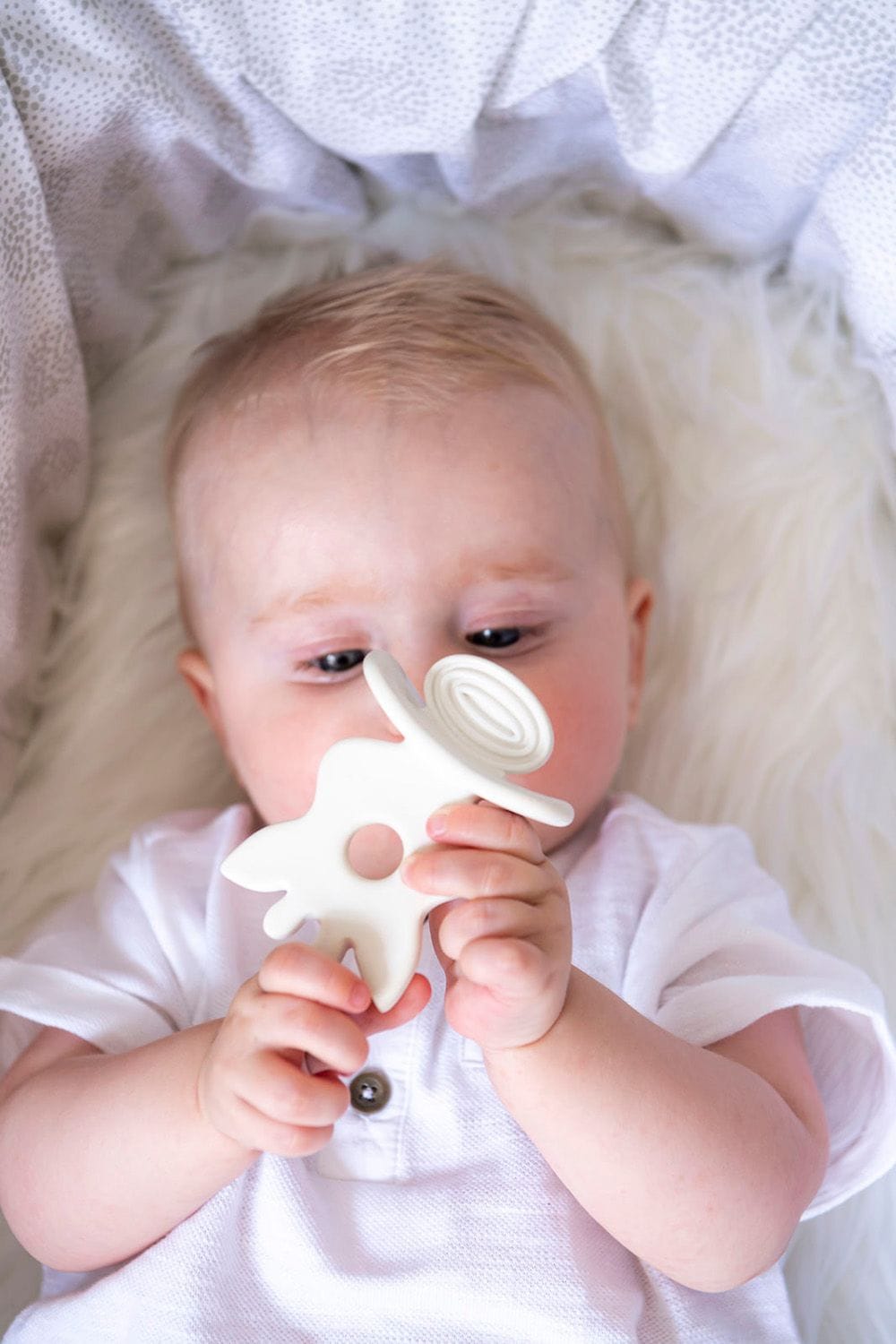 La Girafe Squeaky Toy for Babies, Ages 0m+ V3V2 - product image 8