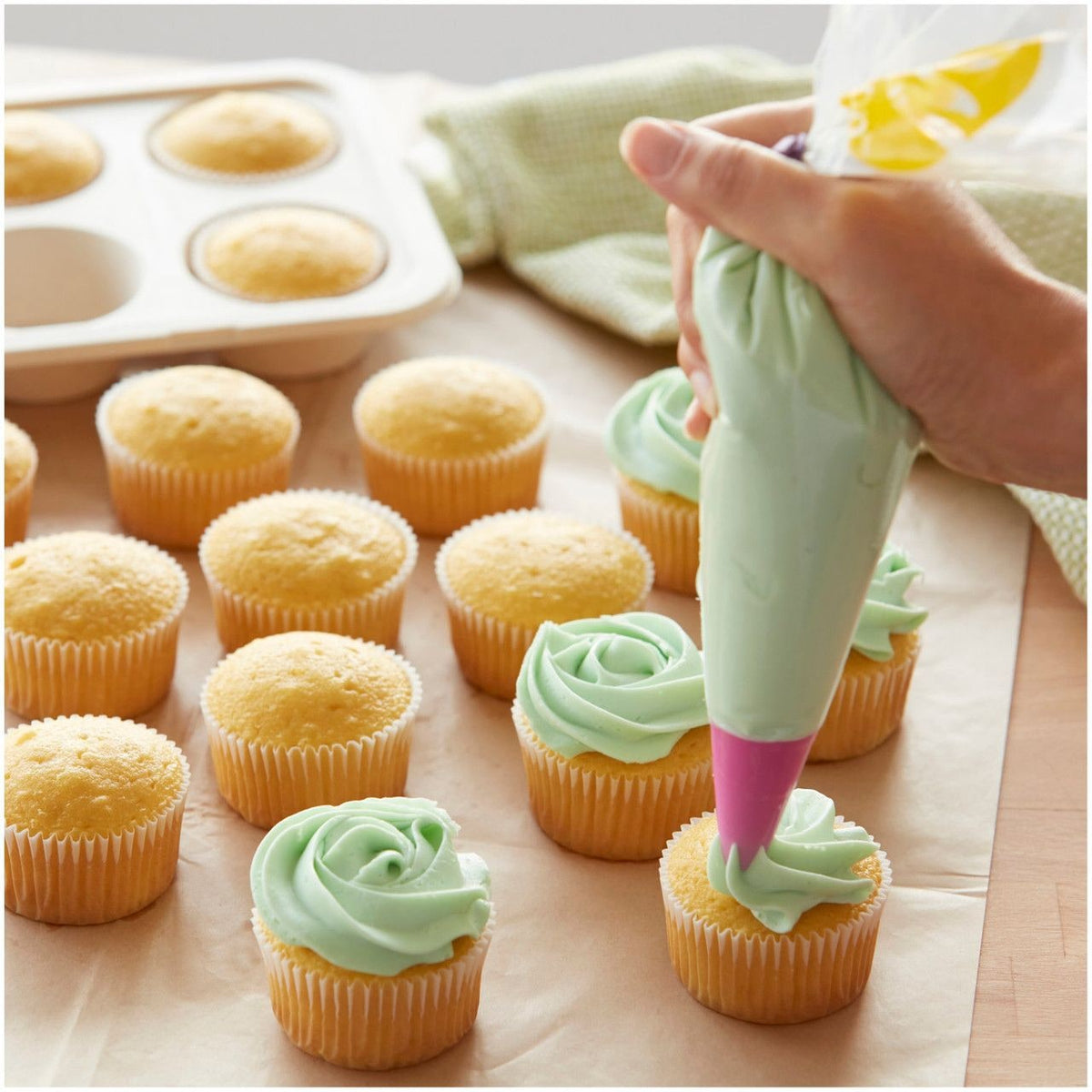 Disposable Piping Decorating Bag Tip Fuse, Clear, 6-pk, for Baking/Cake Decoration Y0E0 - product image 3